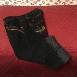 Stretchy Capris jeans